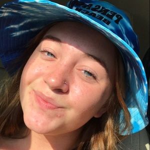 Meet your Posher, Leah